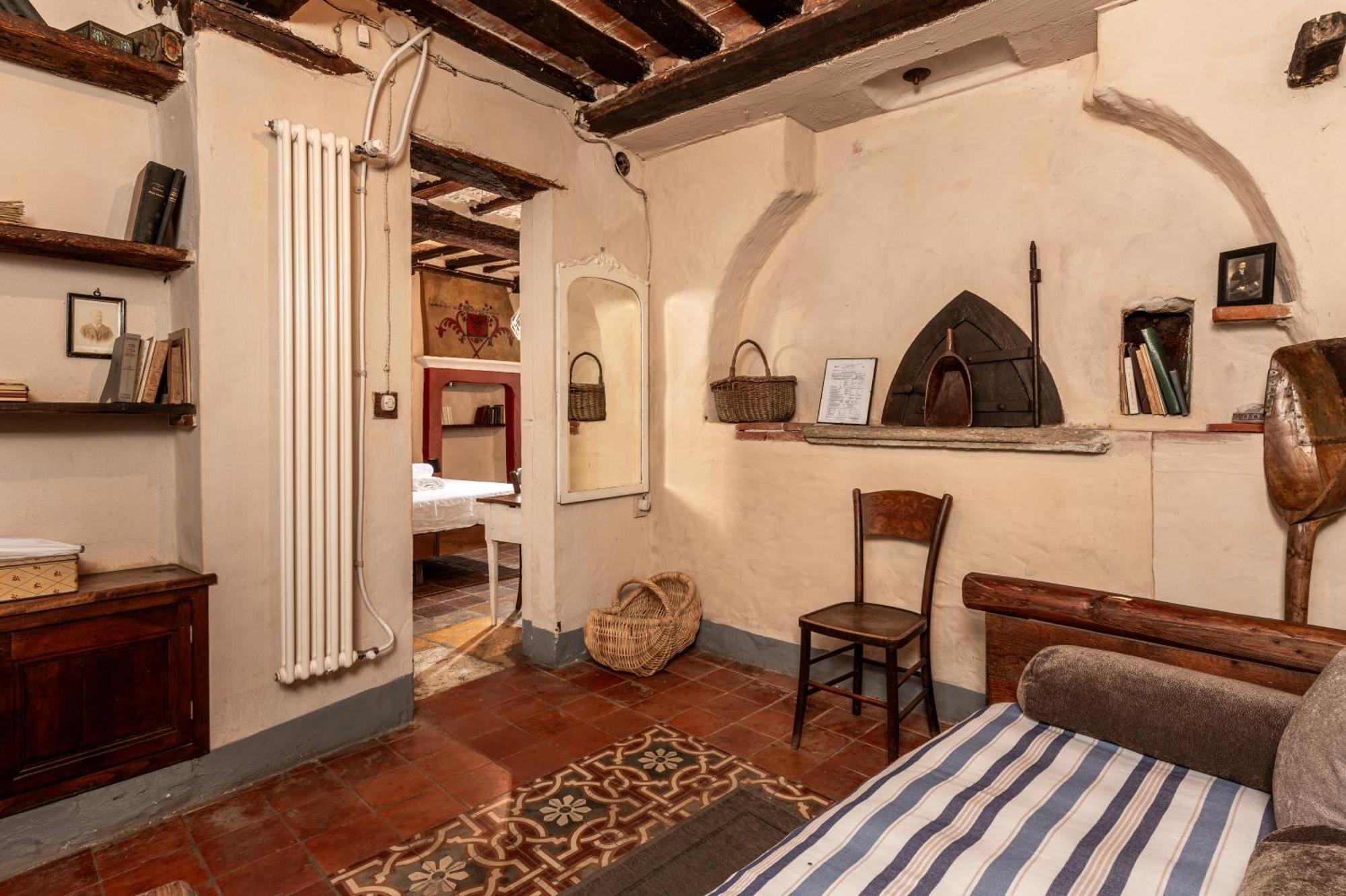 Borgo Casa Scaparone Villa Alba  Buitenkant foto