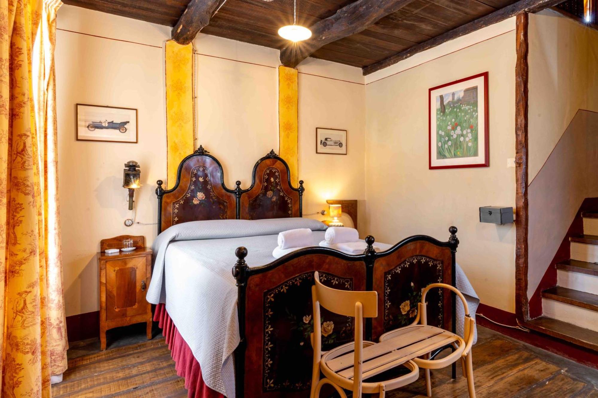 Borgo Casa Scaparone Villa Alba  Buitenkant foto